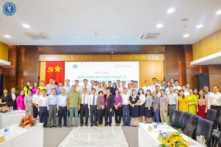 Trường Đại học Luật TP. HCM qua truyền thông