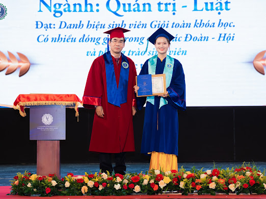Trường Đại học Luật TP. HCM qua truyền thông